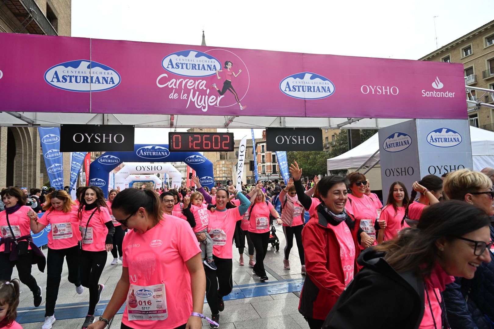 Todas las fotos de la Carrera de la Mujer de Zaragoza 2023. 8365