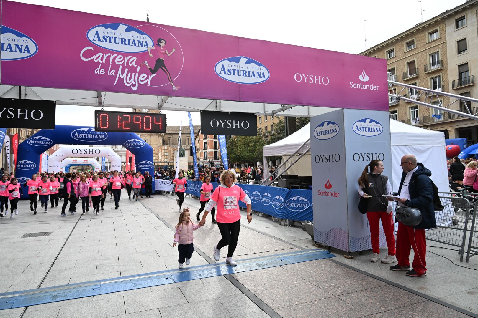 Todas las fotos de la Carrera de la Mujer de Zaragoza 2023. 8611
