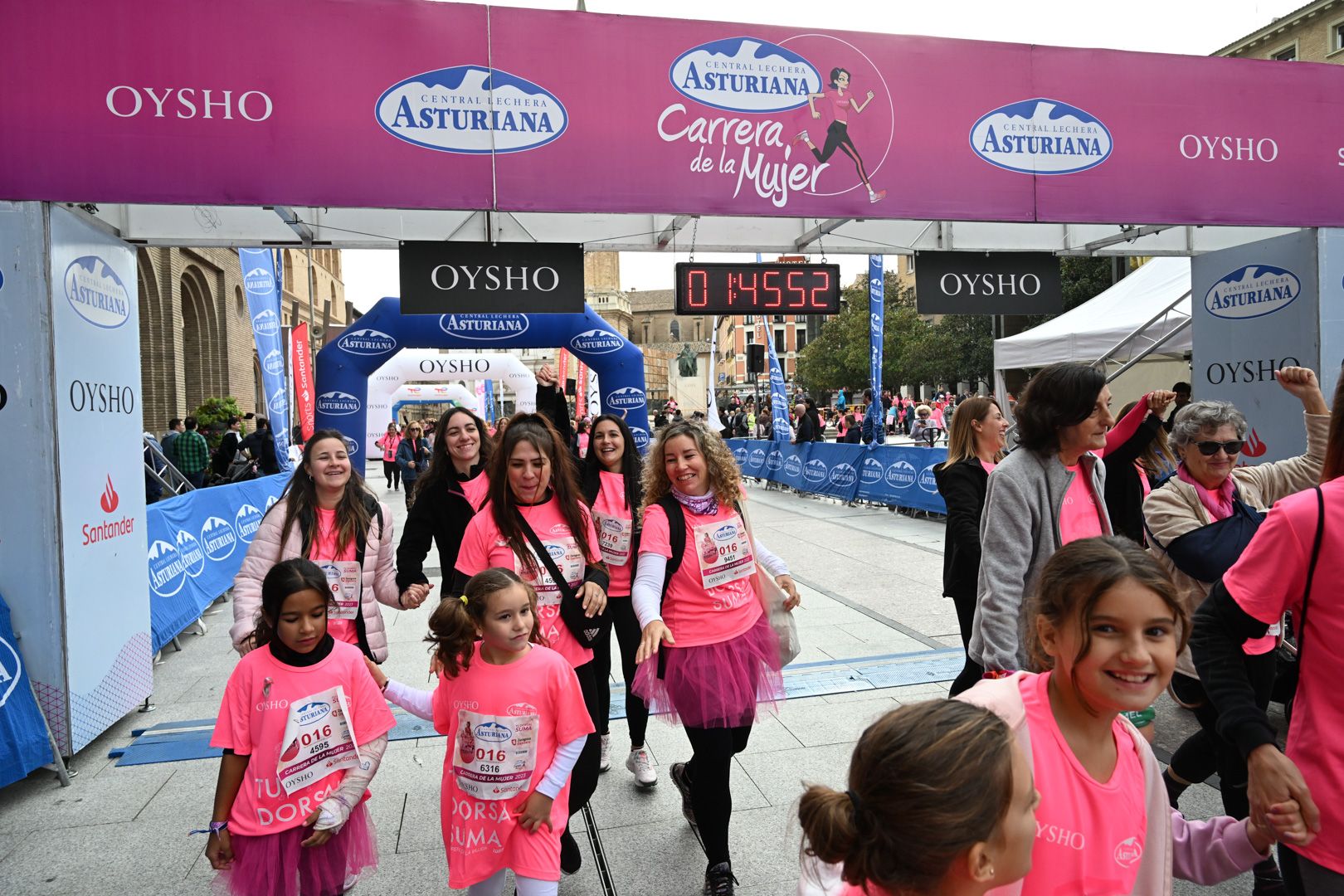 Todas las fotos de la Carrera de la Mujer de Zaragoza 2023. 9822