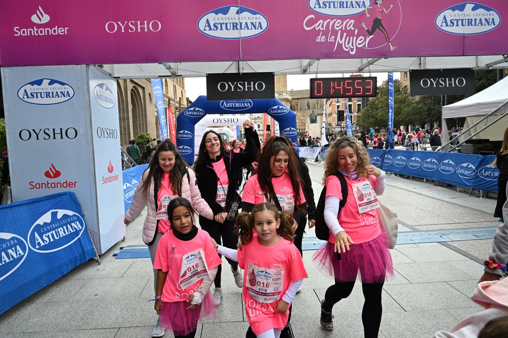 Todas las fotos de la Carrera de la Mujer de Zaragoza 2023. 9823
