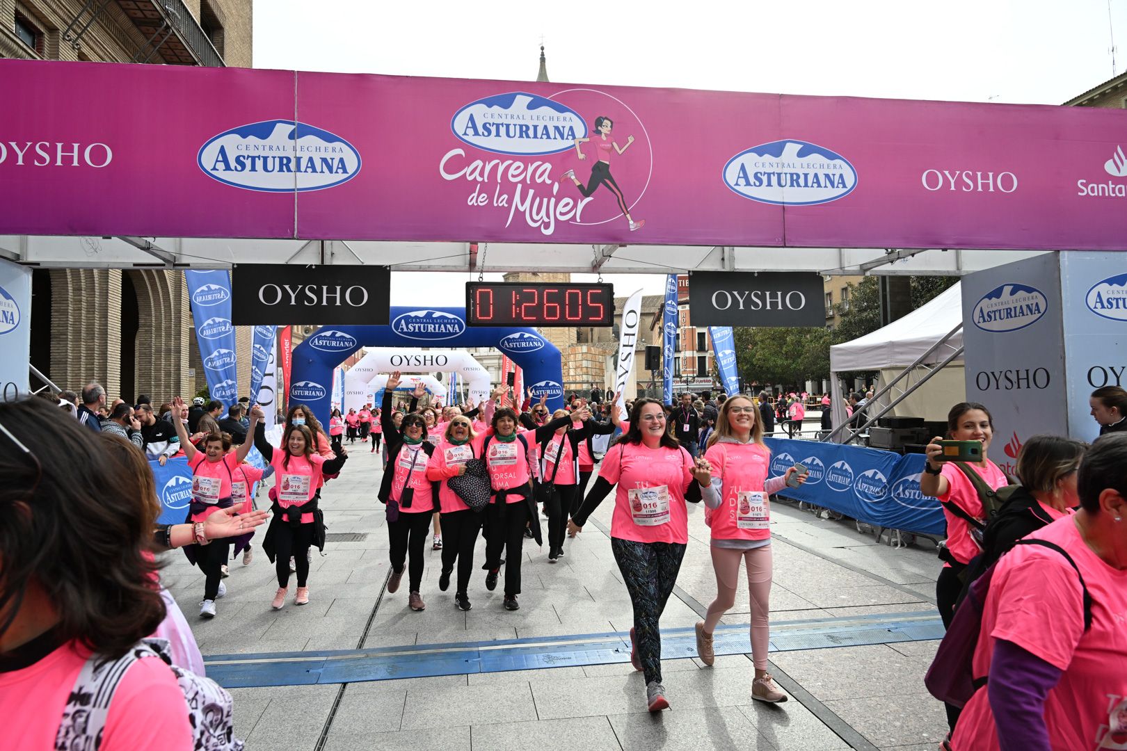 Todas las fotos de la Carrera de la Mujer de Zaragoza 2023. 8369