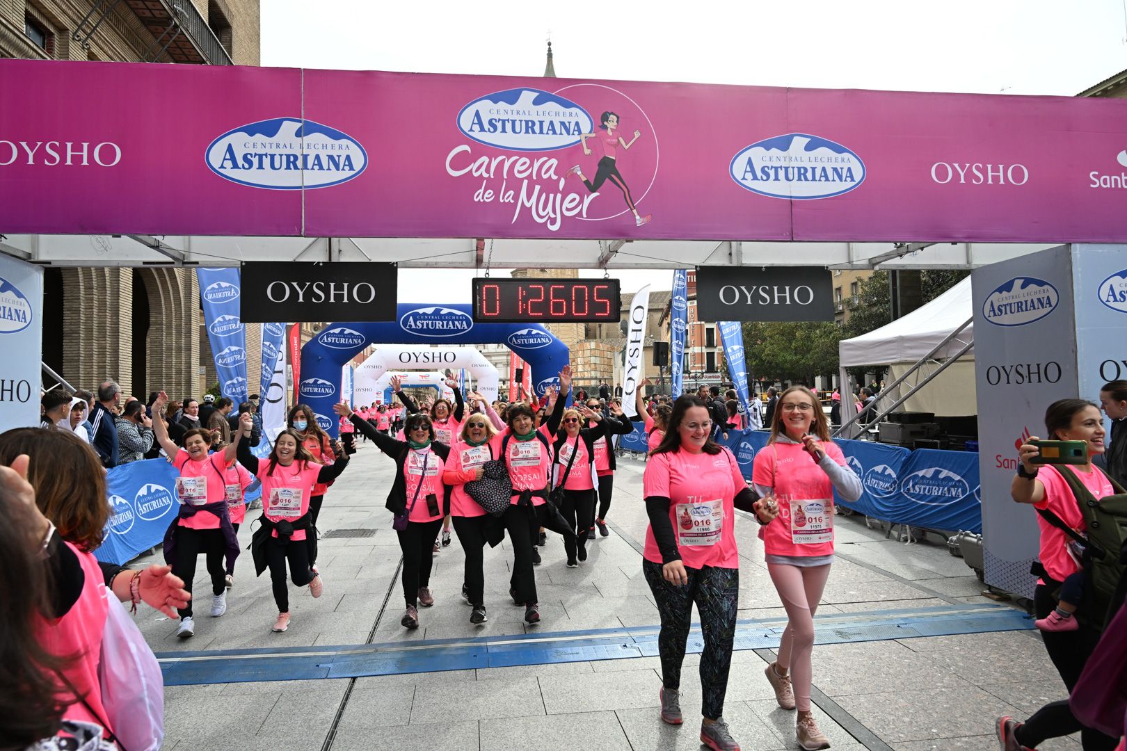 Todas las fotos de la Carrera de la Mujer de Zaragoza 2023. 8370