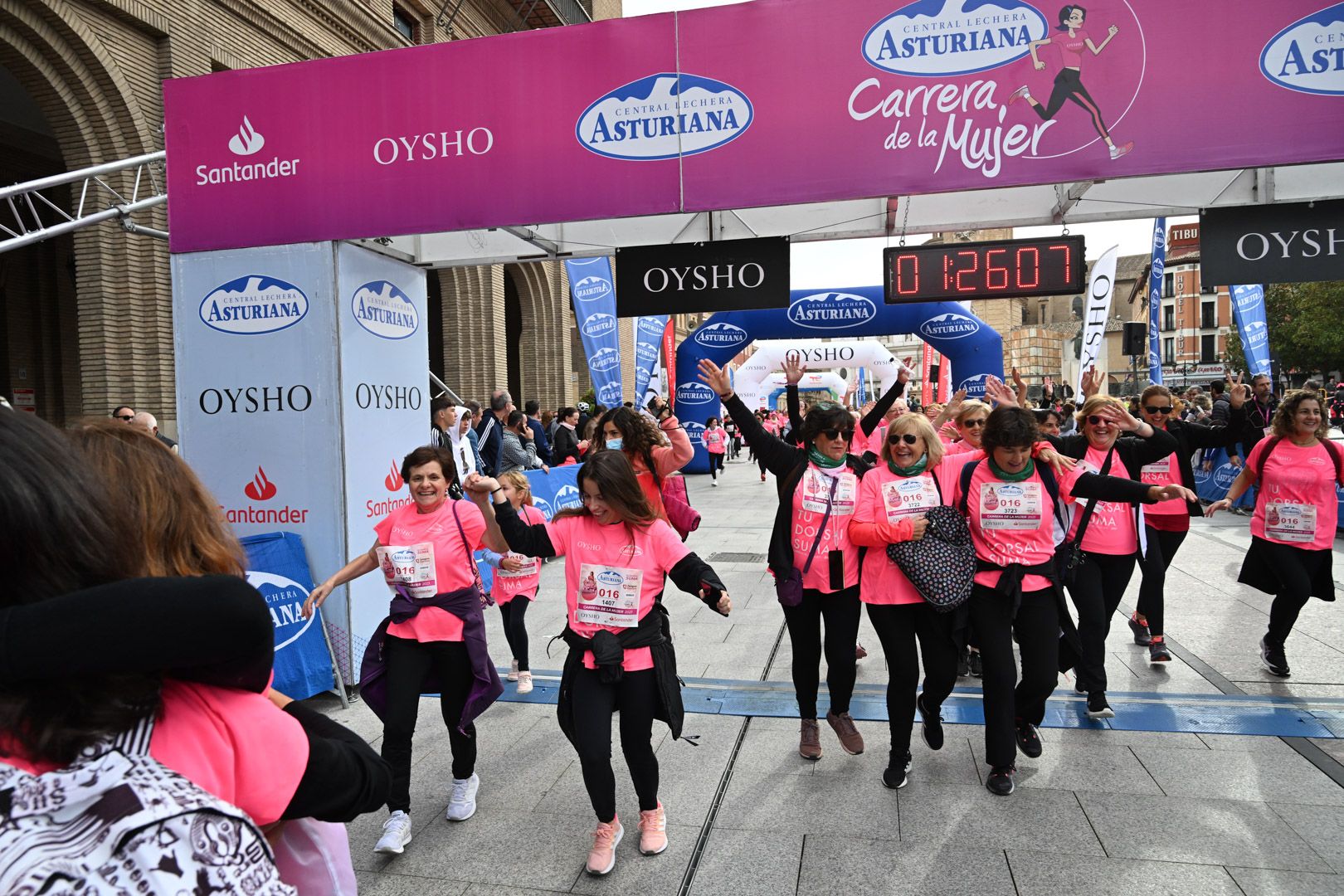 Todas las fotos de la Carrera de la Mujer de Zaragoza 2023. 8372