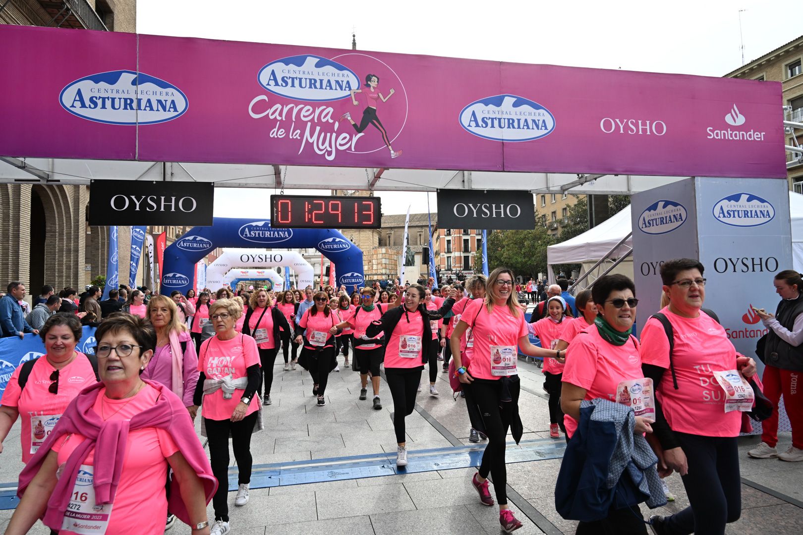 Todas las fotos de la Carrera de la Mujer de Zaragoza 2023. 8618