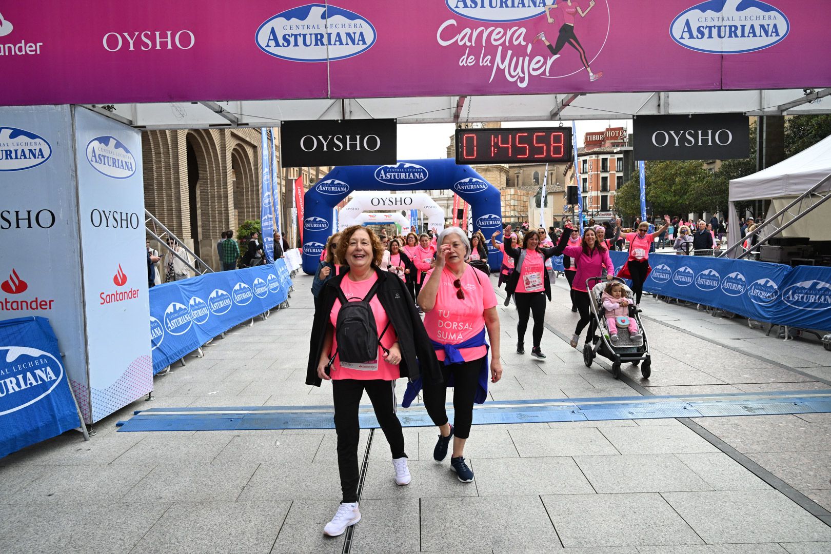 Todas las fotos de la Carrera de la Mujer de Zaragoza 2023. 9828