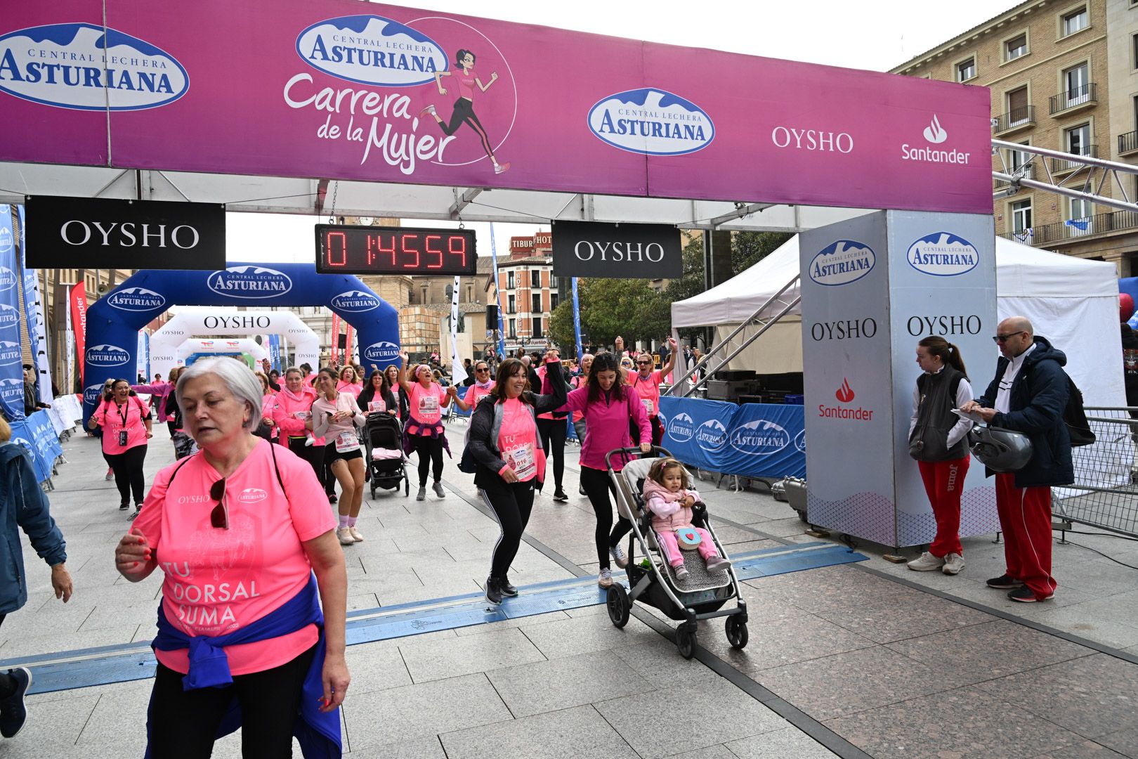 Todas las fotos de la Carrera de la Mujer de Zaragoza 2023. 9829