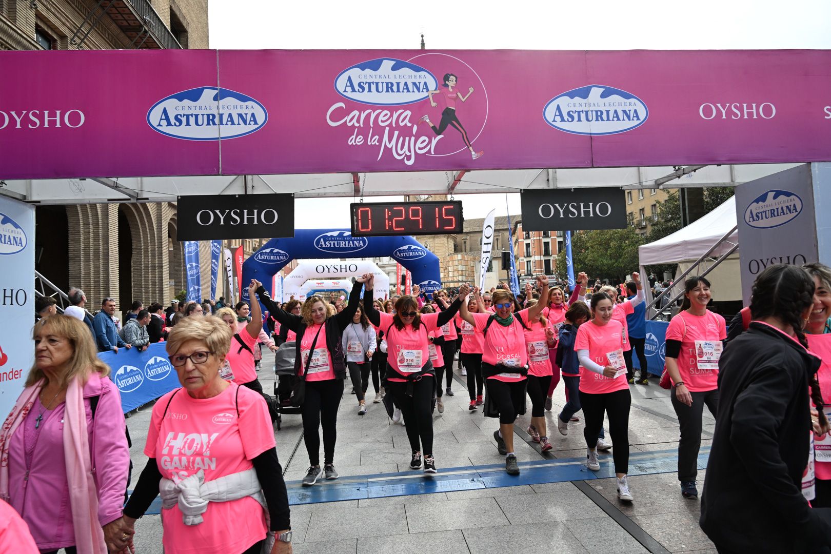 Todas las fotos de la Carrera de la Mujer de Zaragoza 2023. 8621