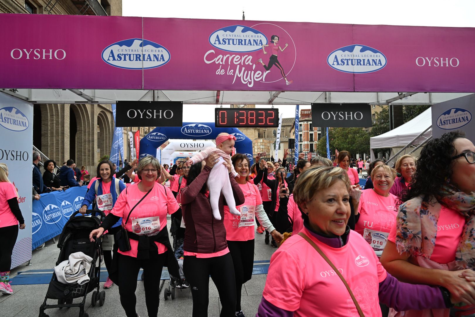 Todas las fotos de la Carrera de la Mujer de Zaragoza 2023. 9349