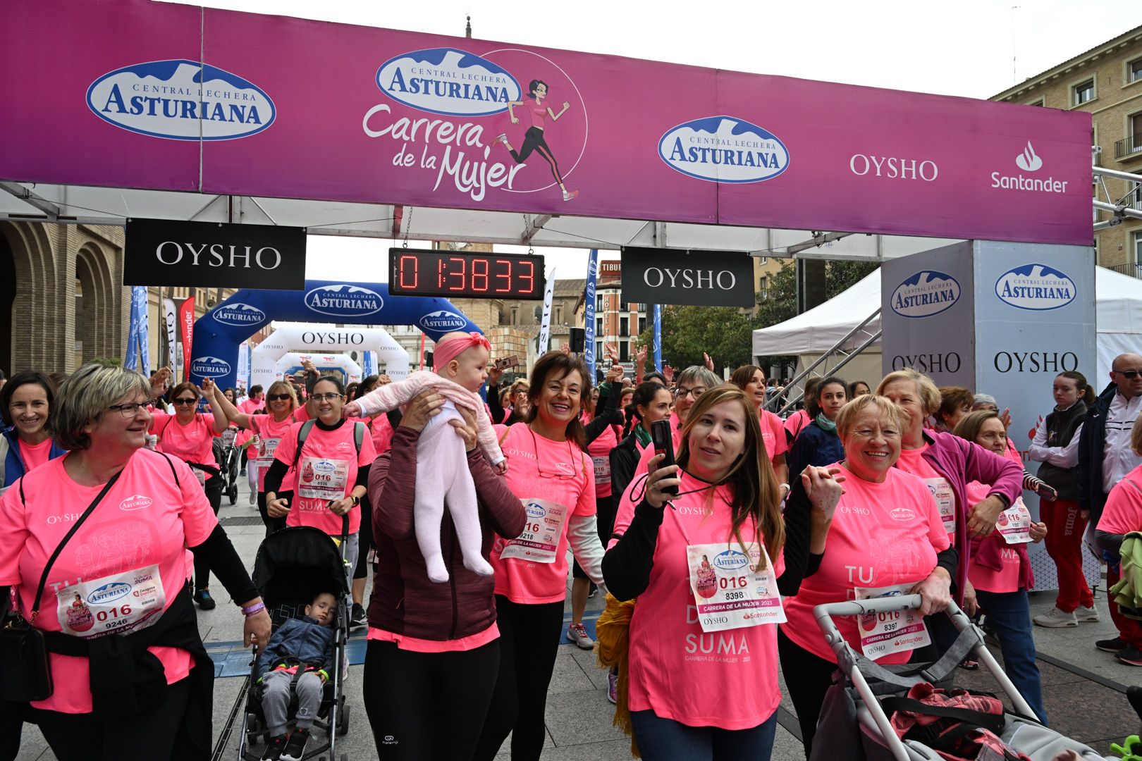 Todas las fotos de la Carrera de la Mujer de Zaragoza 2023. 9351
