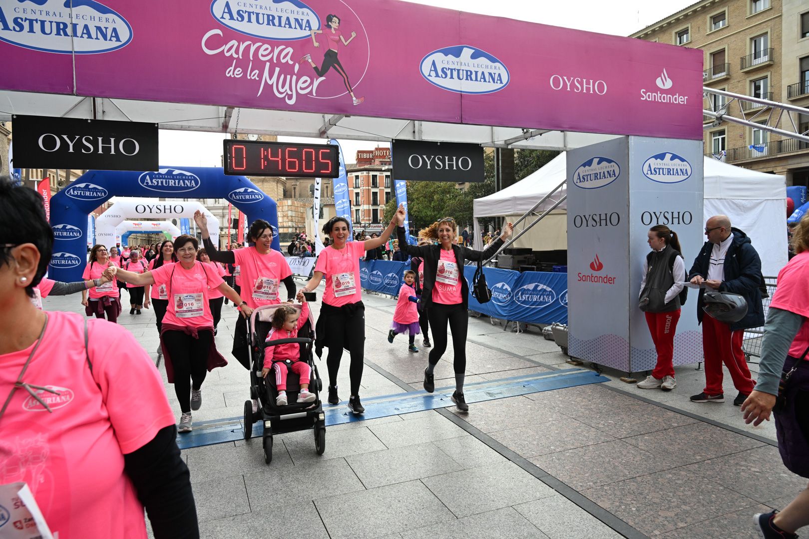 Todas las fotos de la Carrera de la Mujer de Zaragoza 2023. 9837