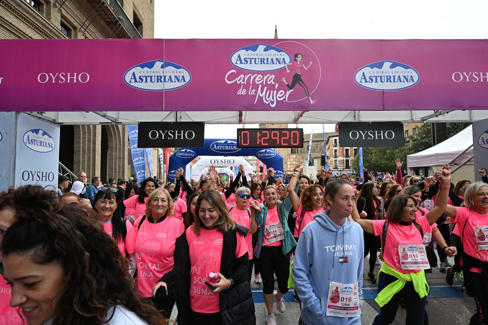 Todas las fotos de la Carrera de la Mujer de Zaragoza 2023. 8629