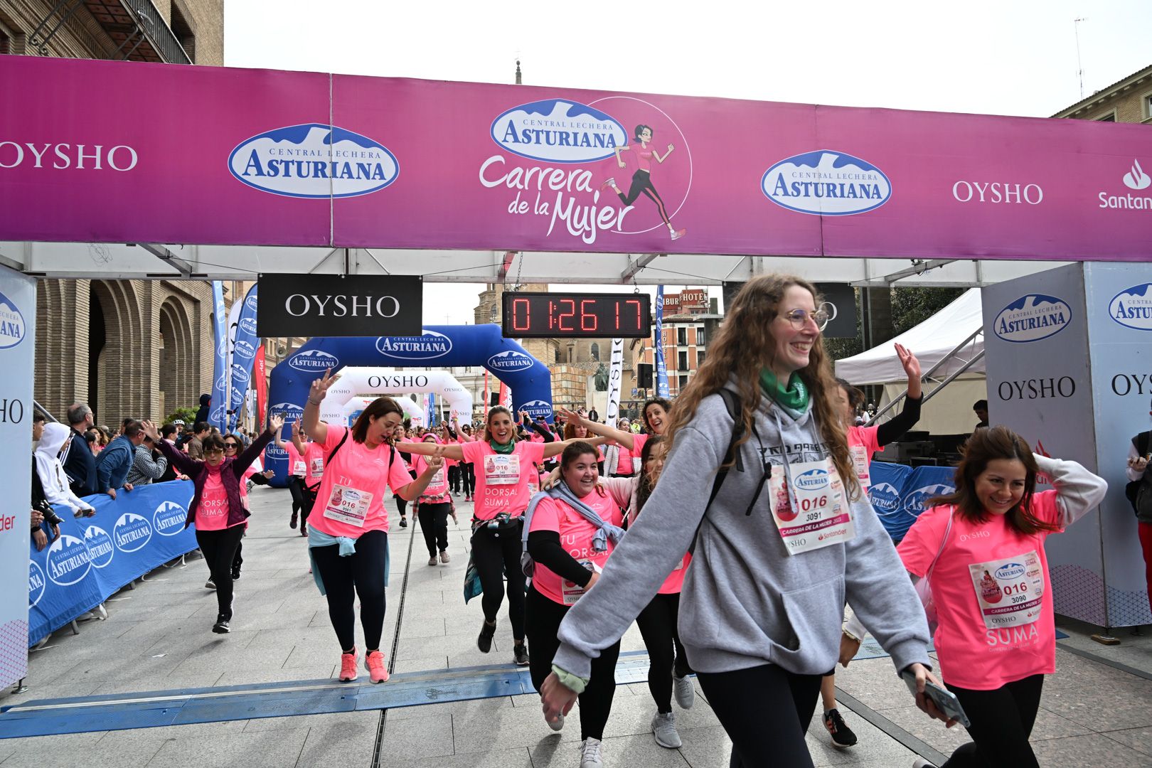 Todas las fotos de la Carrera de la Mujer de Zaragoza 2023. 8384