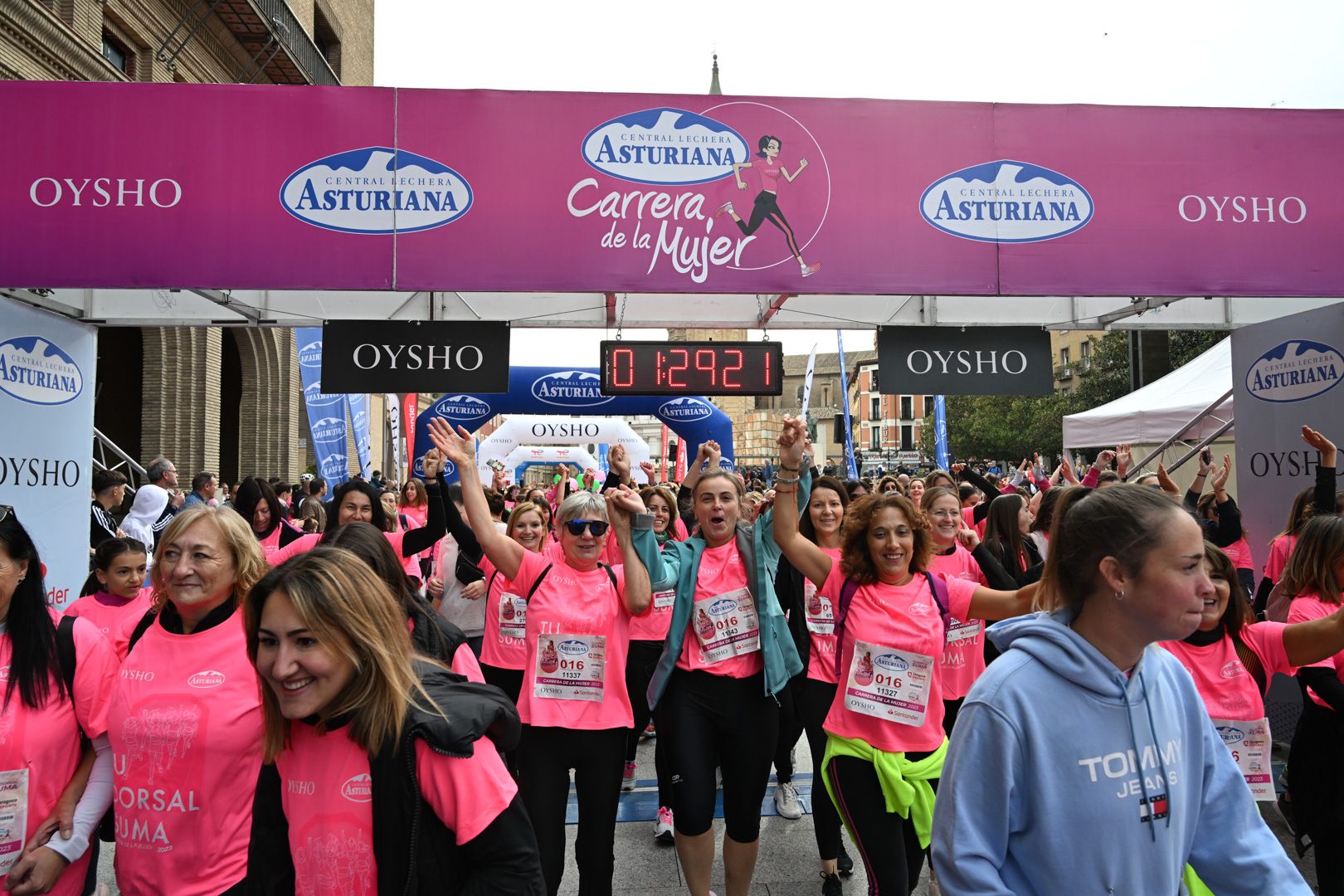 Todas las fotos de la Carrera de la Mujer de Zaragoza 2023. 8630
