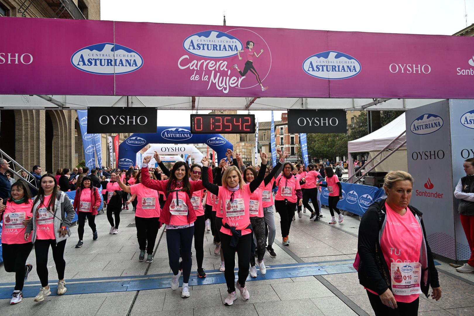 Todas las fotos de la Carrera de la Mujer de Zaragoza 2023. 9113