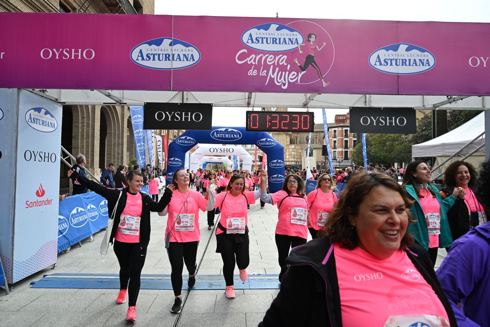 Todas las fotos de la Carrera de la Mujer de Zaragoza 2023. 8876