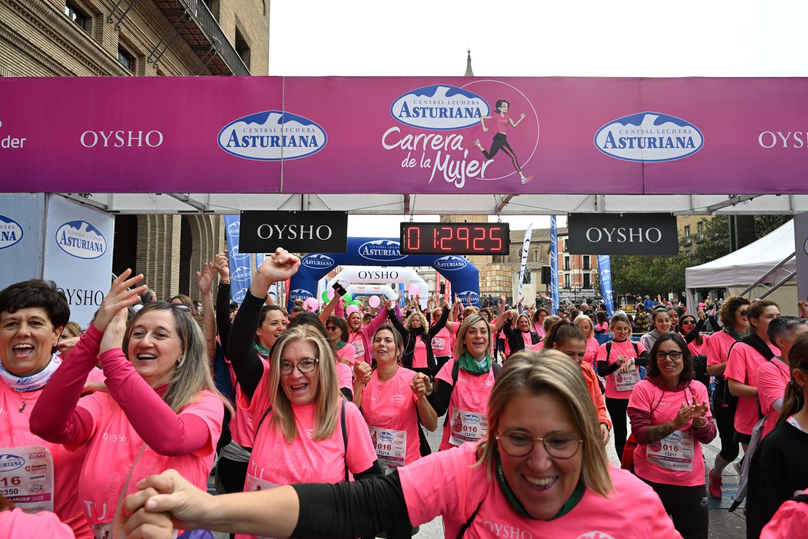 Todas las fotos de la Carrera de la Mujer de Zaragoza 2023. 8637