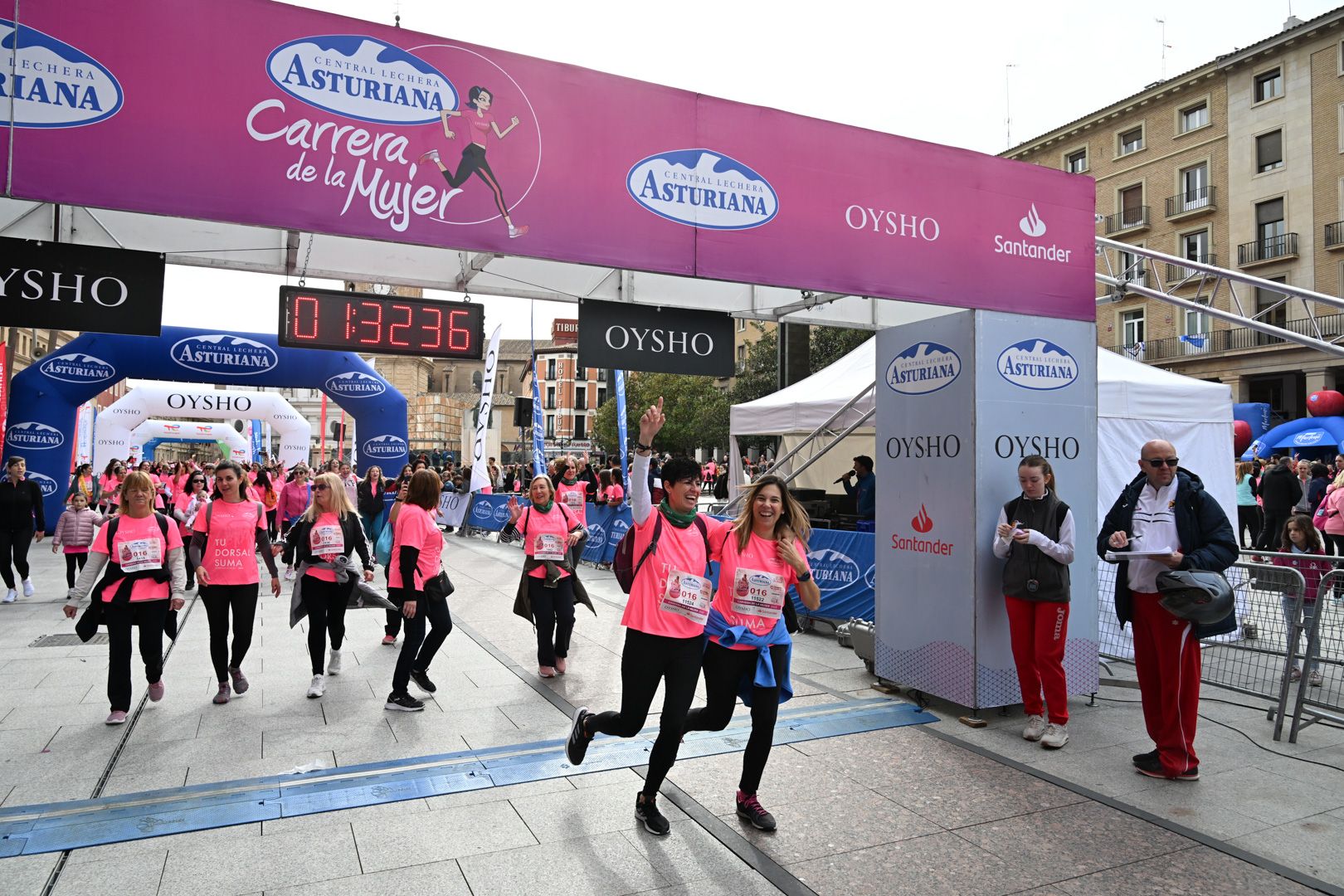 Todas las fotos de la Carrera de la Mujer de Zaragoza 2023. 8881