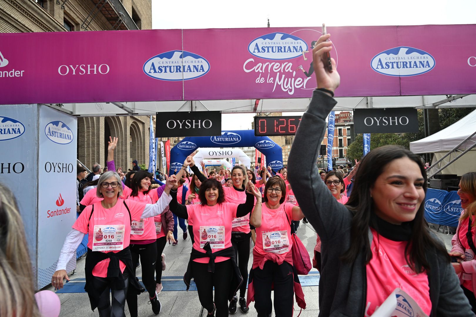 Todas las fotos de la Carrera de la Mujer de Zaragoza 2023. 8395