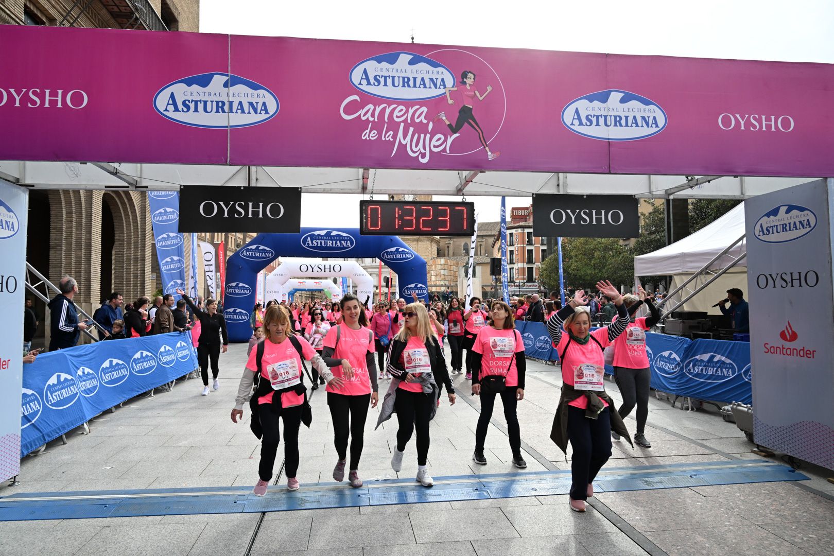 Todas las fotos de la Carrera de la Mujer de Zaragoza 2023. 8884