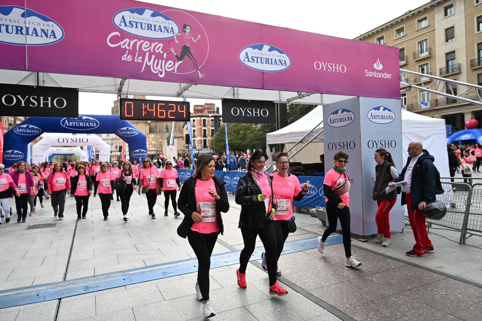 Todas las fotos de la Carrera de la Mujer de Zaragoza 2023. 9853