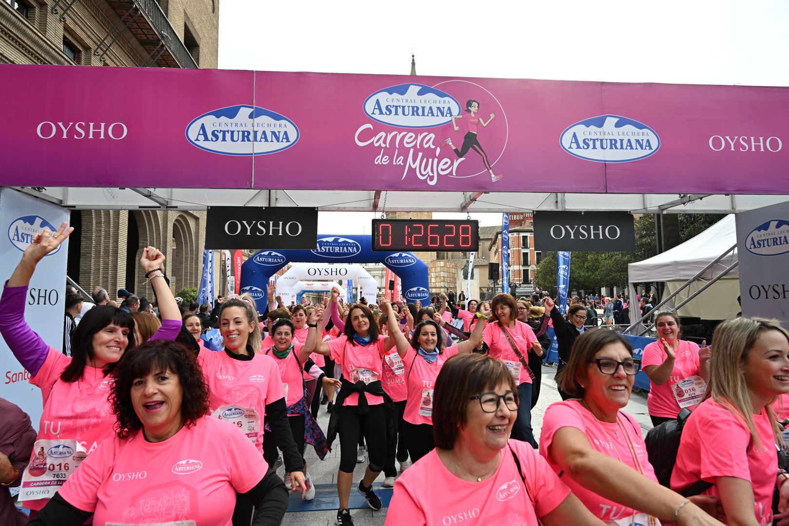 Todas las fotos de la Carrera de la Mujer de Zaragoza 2023. 8399