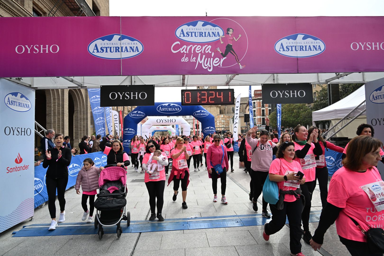 Todas las fotos de la Carrera de la Mujer de Zaragoza 2023. 8887