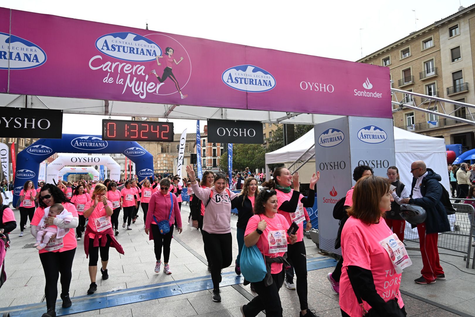 Todas las fotos de la Carrera de la Mujer de Zaragoza 2023. 8888