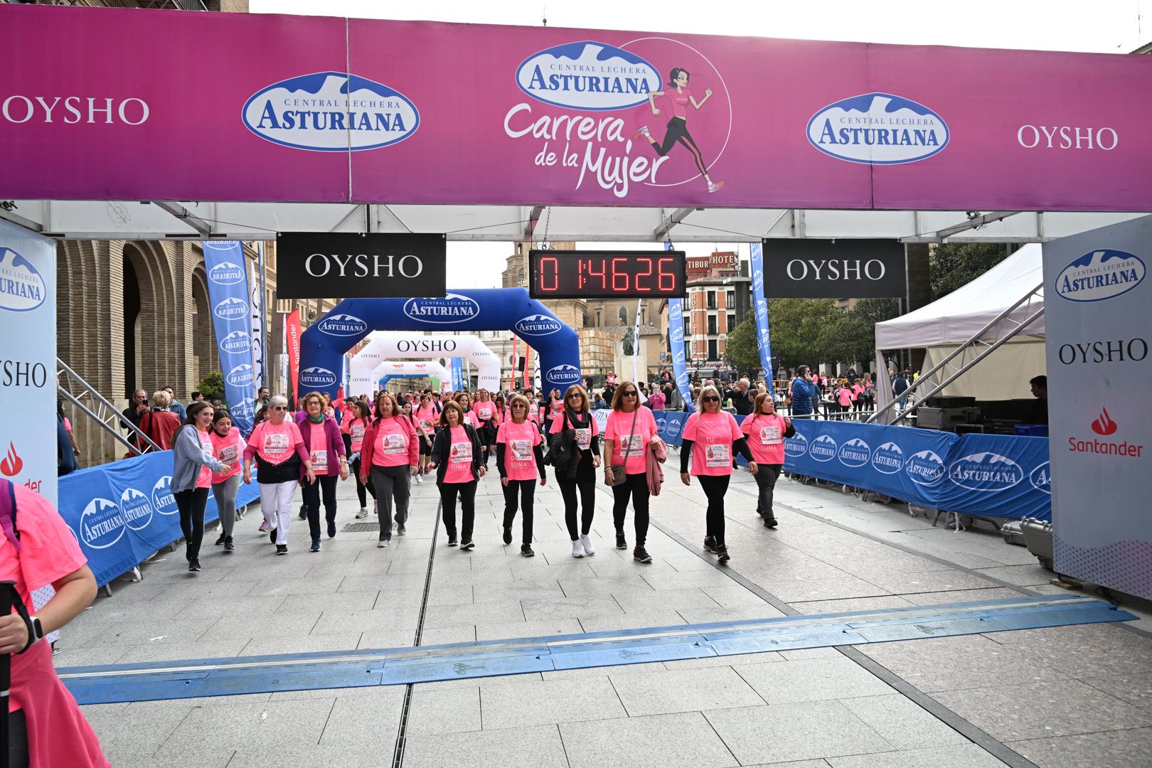 Todas las fotos de la Carrera de la Mujer de Zaragoza 2023. 9856