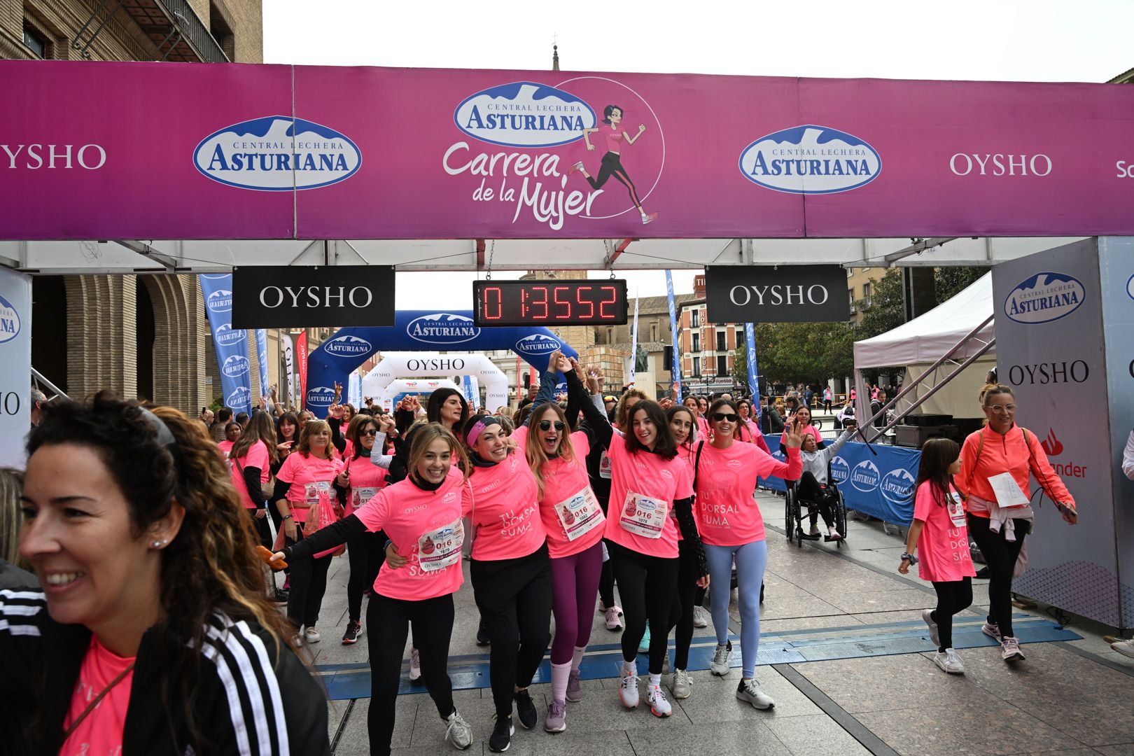Todas las fotos de la Carrera de la Mujer de Zaragoza 2023. 9130