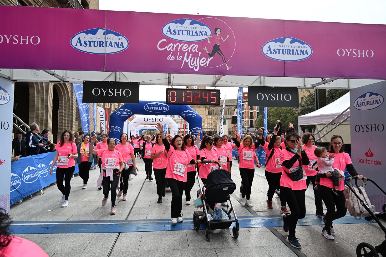 Todas las fotos de la Carrera de la Mujer de Zaragoza 2023. 8890