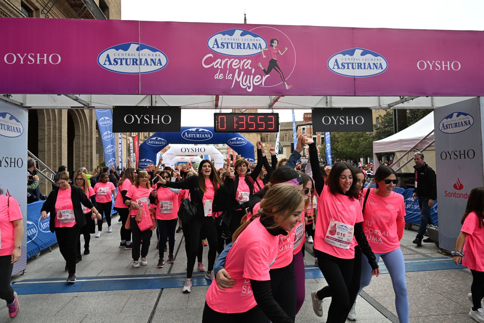 Todas las fotos de la Carrera de la Mujer de Zaragoza 2023. 9131