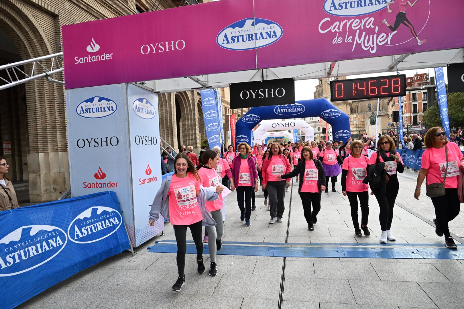 Todas las fotos de la Carrera de la Mujer de Zaragoza 2023. 9860