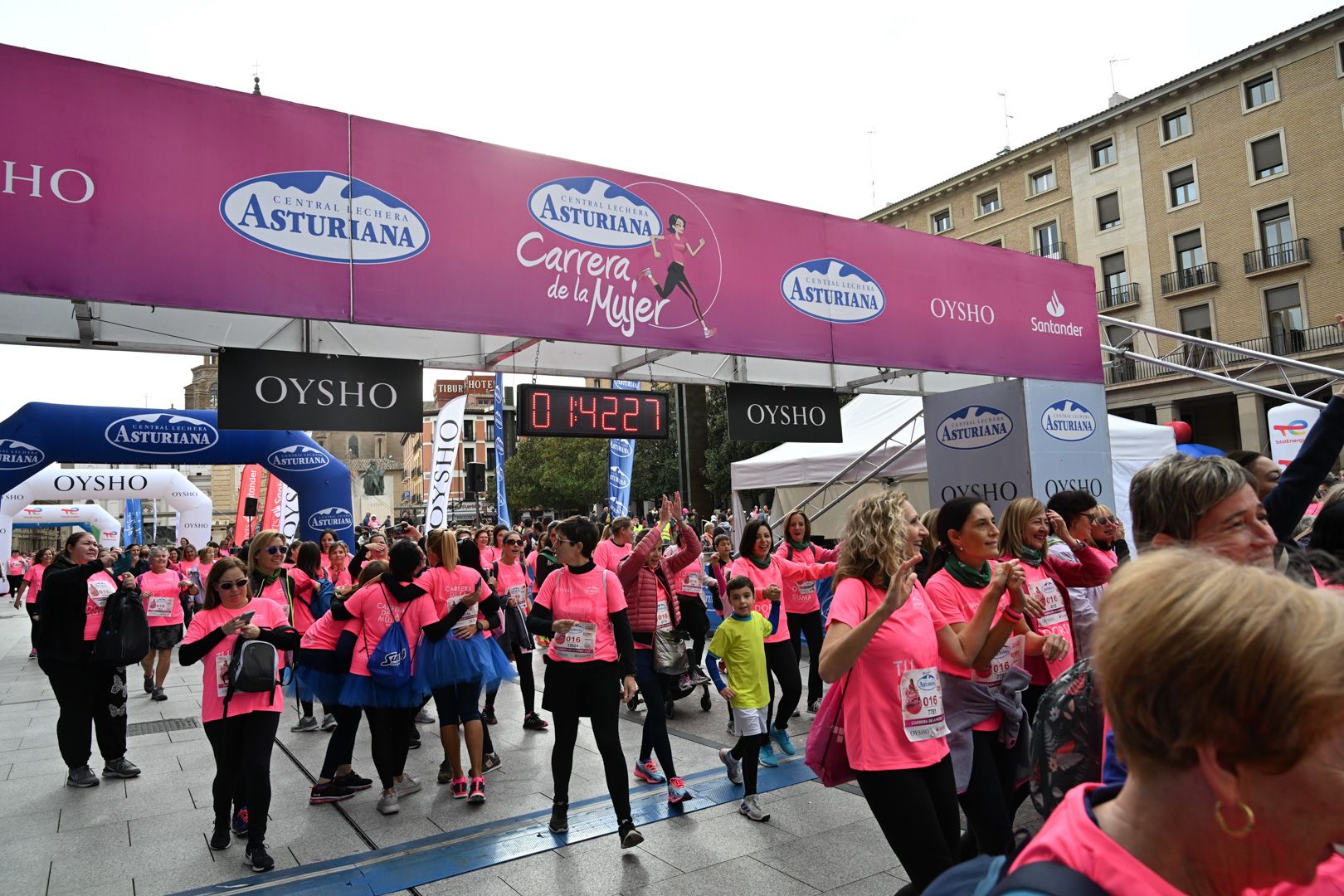 Todas las fotos de la Carrera de la Mujer de Zaragoza 2023. 9628