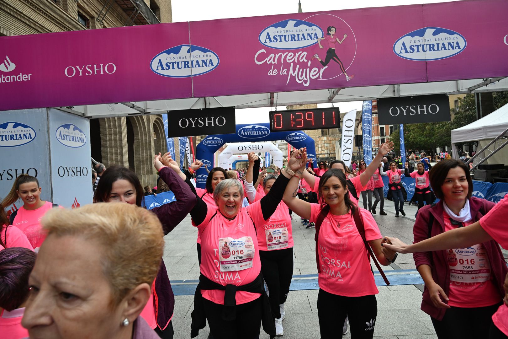 Todas las fotos de la Carrera de la Mujer de Zaragoza 2023. 9387