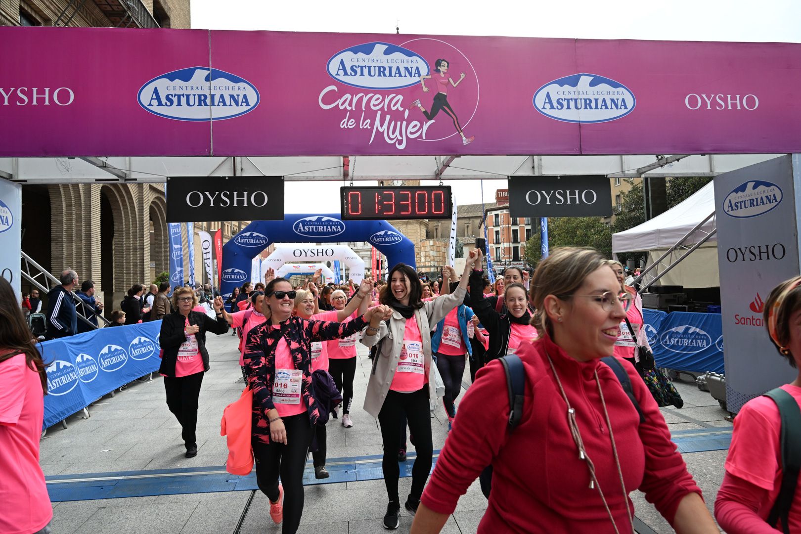 Todas las fotos de la Carrera de la Mujer de Zaragoza 2023. 8902