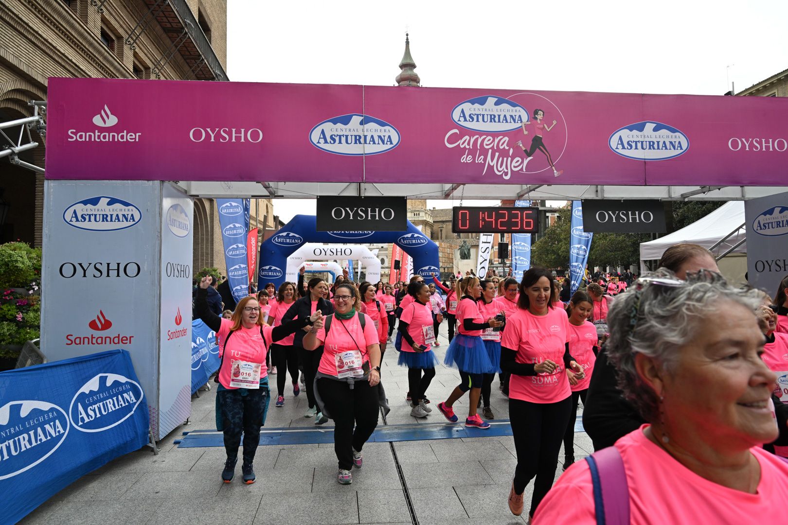 Todas las fotos de la Carrera de la Mujer de Zaragoza 2023. 9636