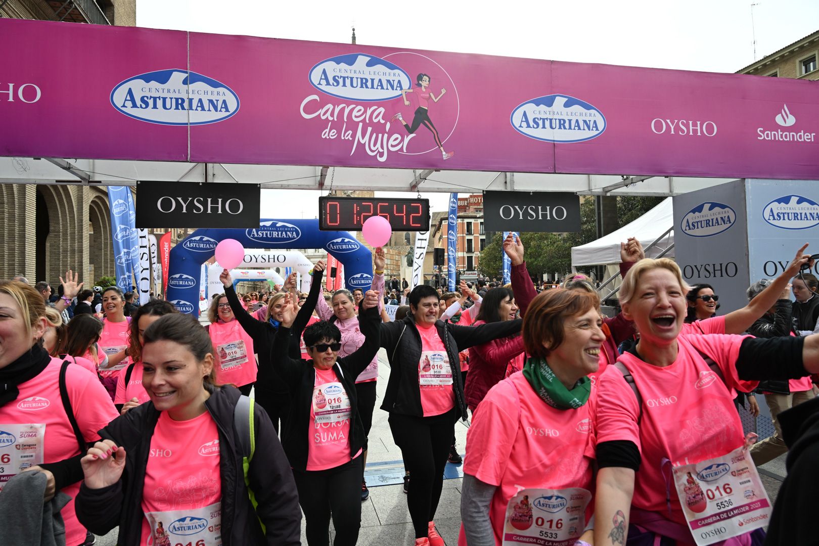 Todas las fotos de la Carrera de la Mujer de Zaragoza 2023. 8420