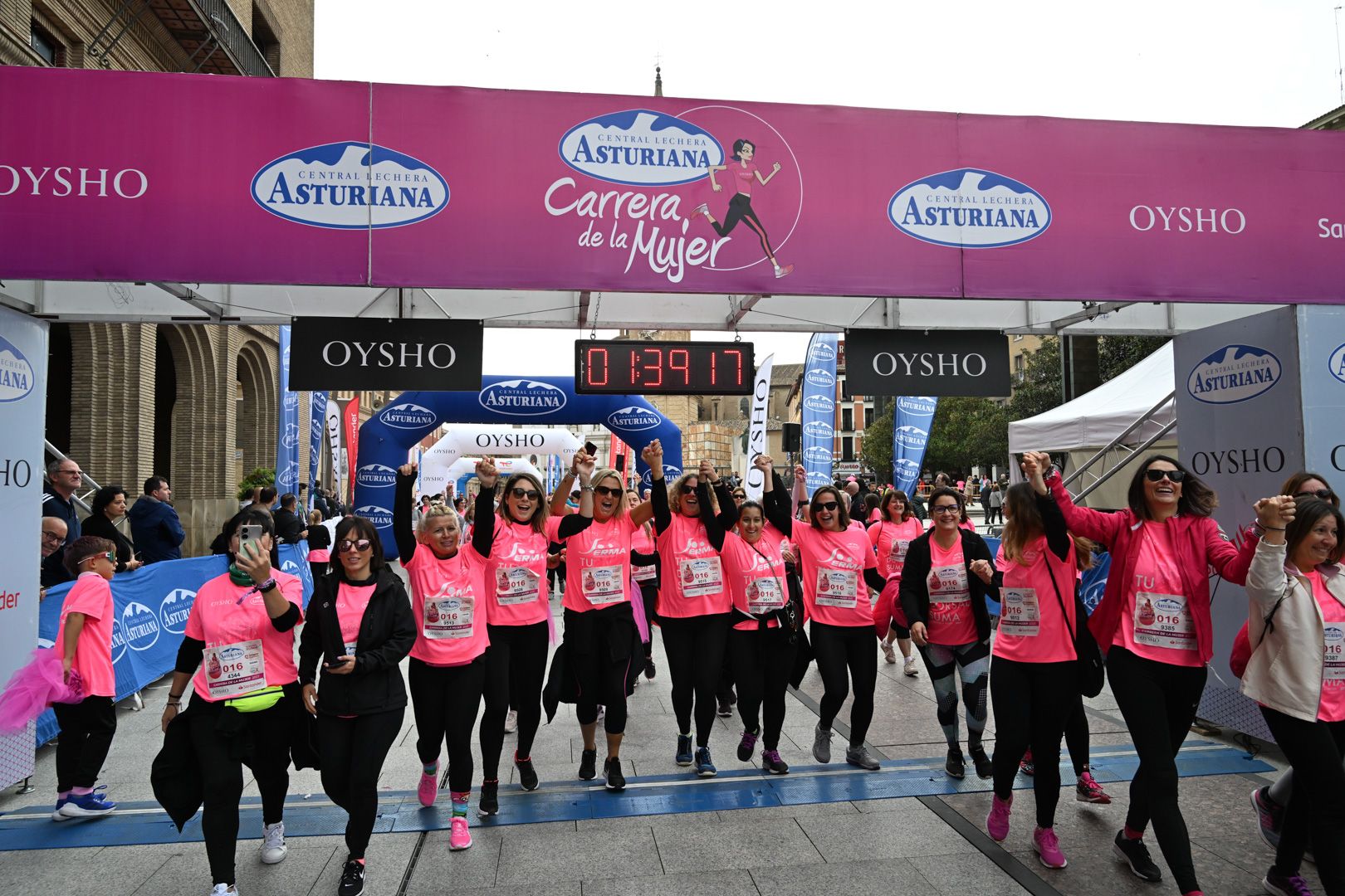 Todas las fotos de la Carrera de la Mujer de Zaragoza 2023. 9393