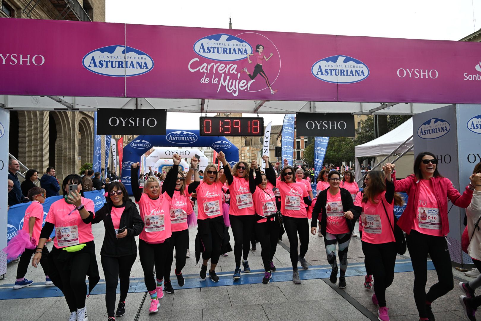 Todas las fotos de la Carrera de la Mujer de Zaragoza 2023. 9394