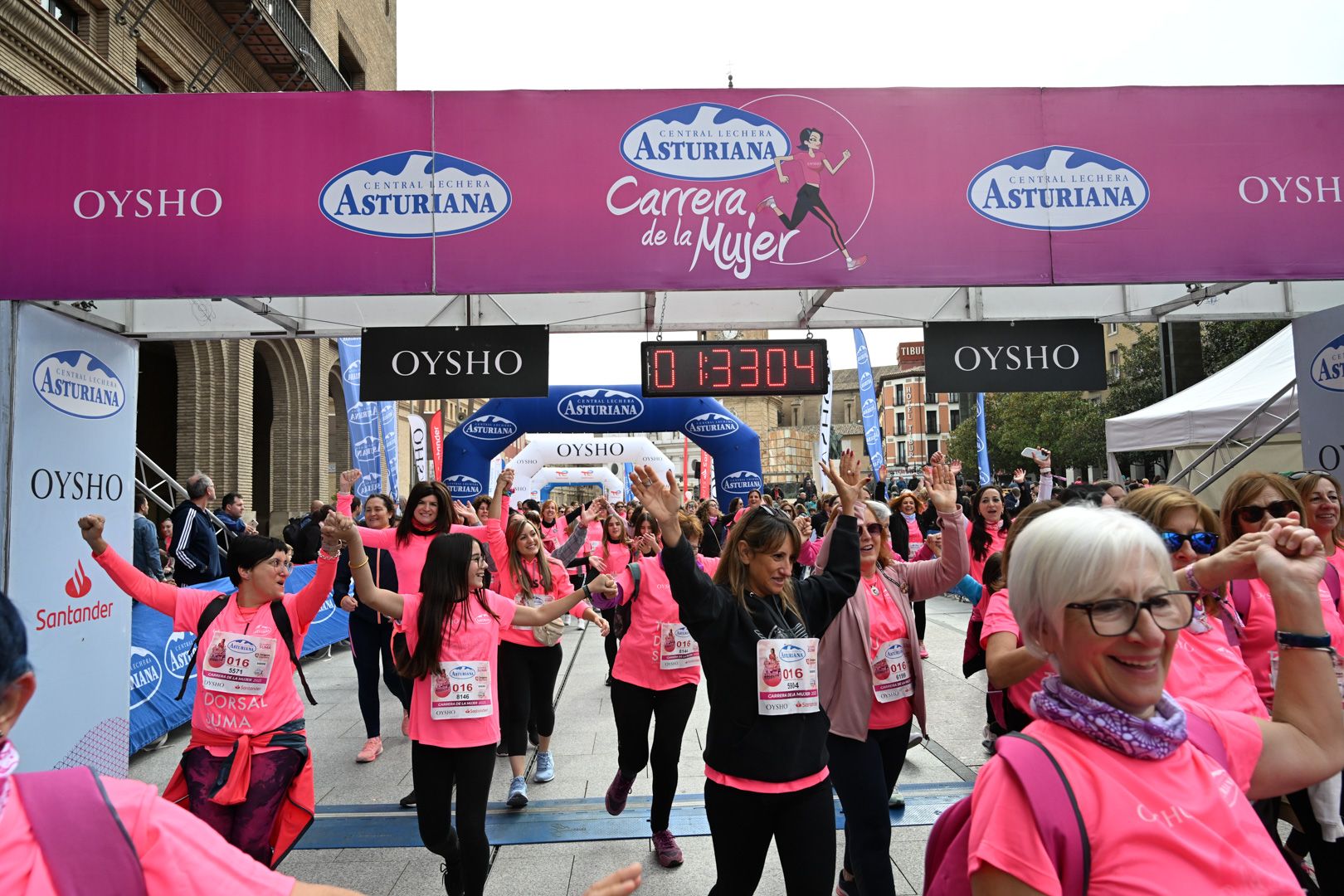 Todas las fotos de la Carrera de la Mujer de Zaragoza 2023. 8909