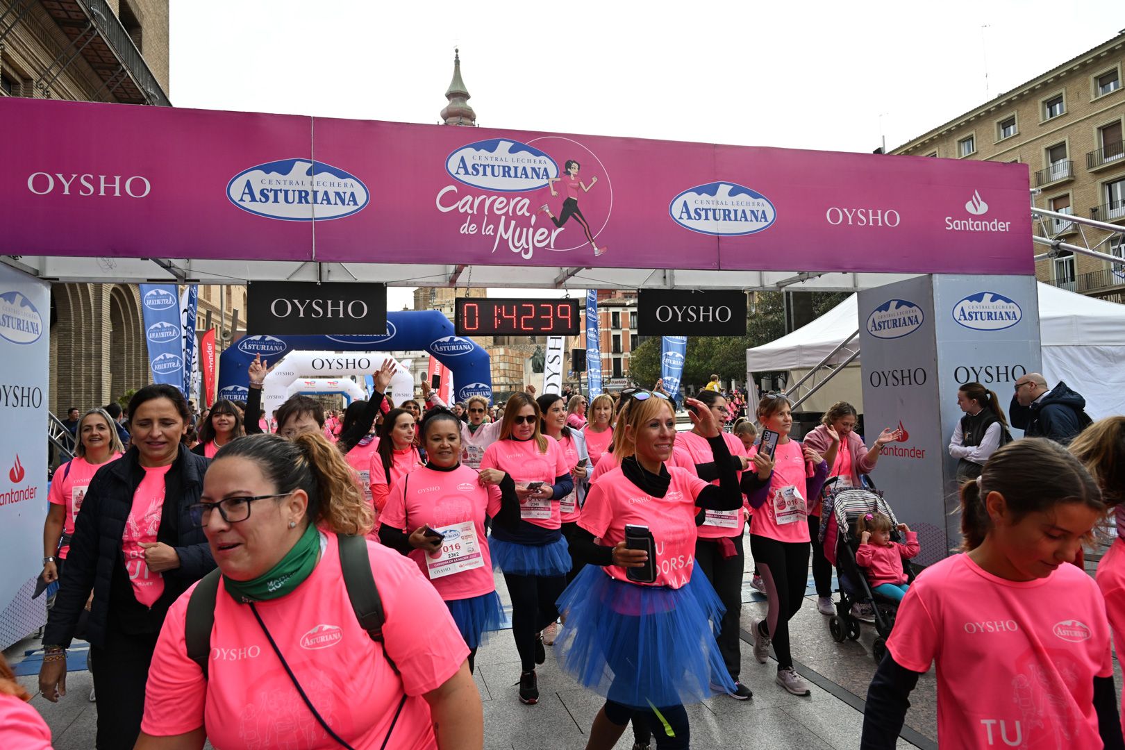 Todas las fotos de la Carrera de la Mujer de Zaragoza 2023. 9639