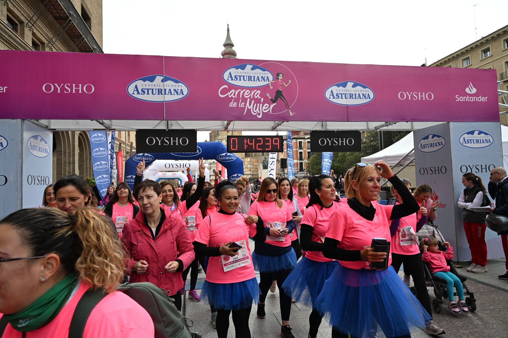 Todas las fotos de la Carrera de la Mujer de Zaragoza 2023. 9640