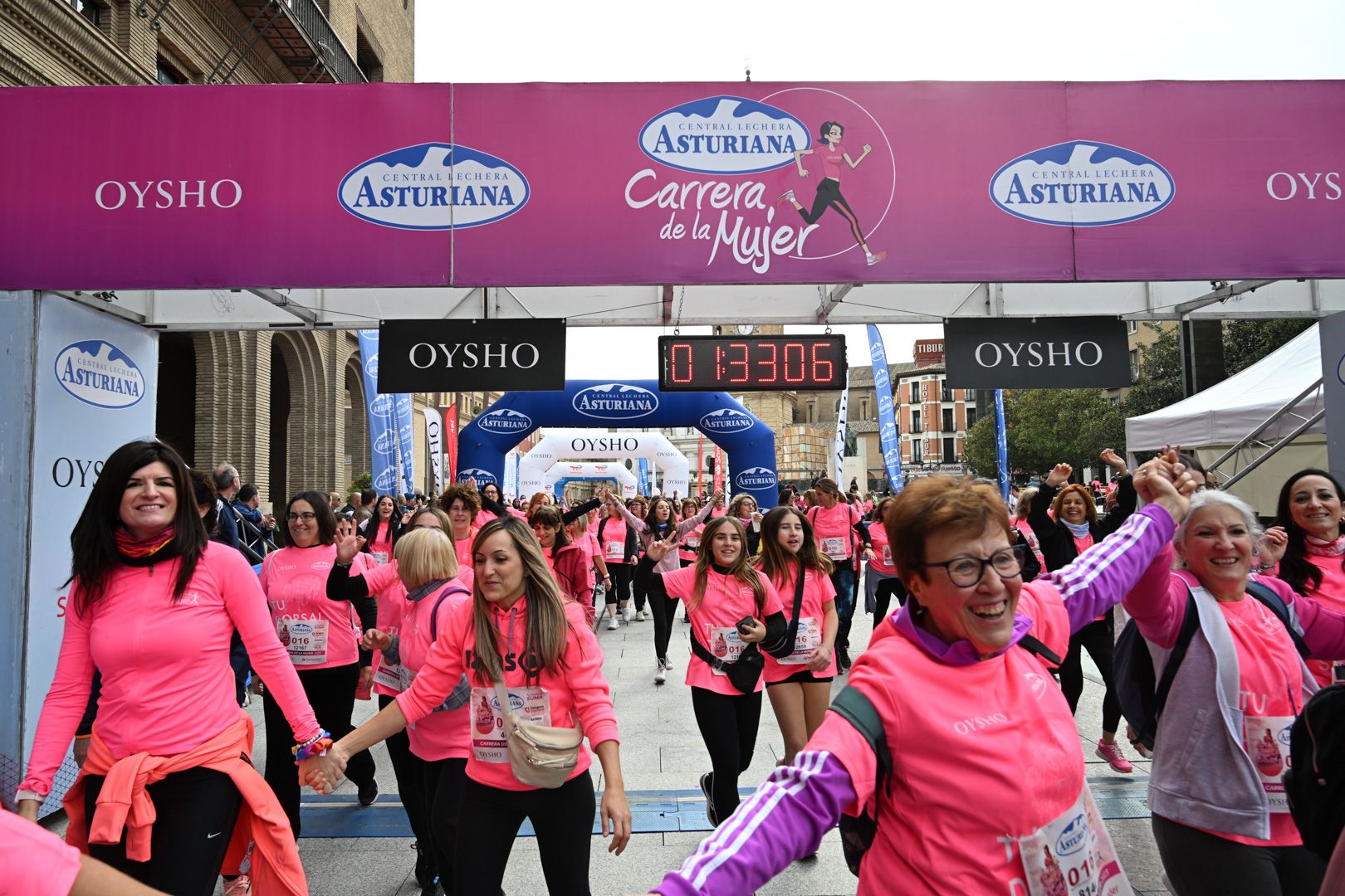 Todas las fotos de la Carrera de la Mujer de Zaragoza 2023. 8913