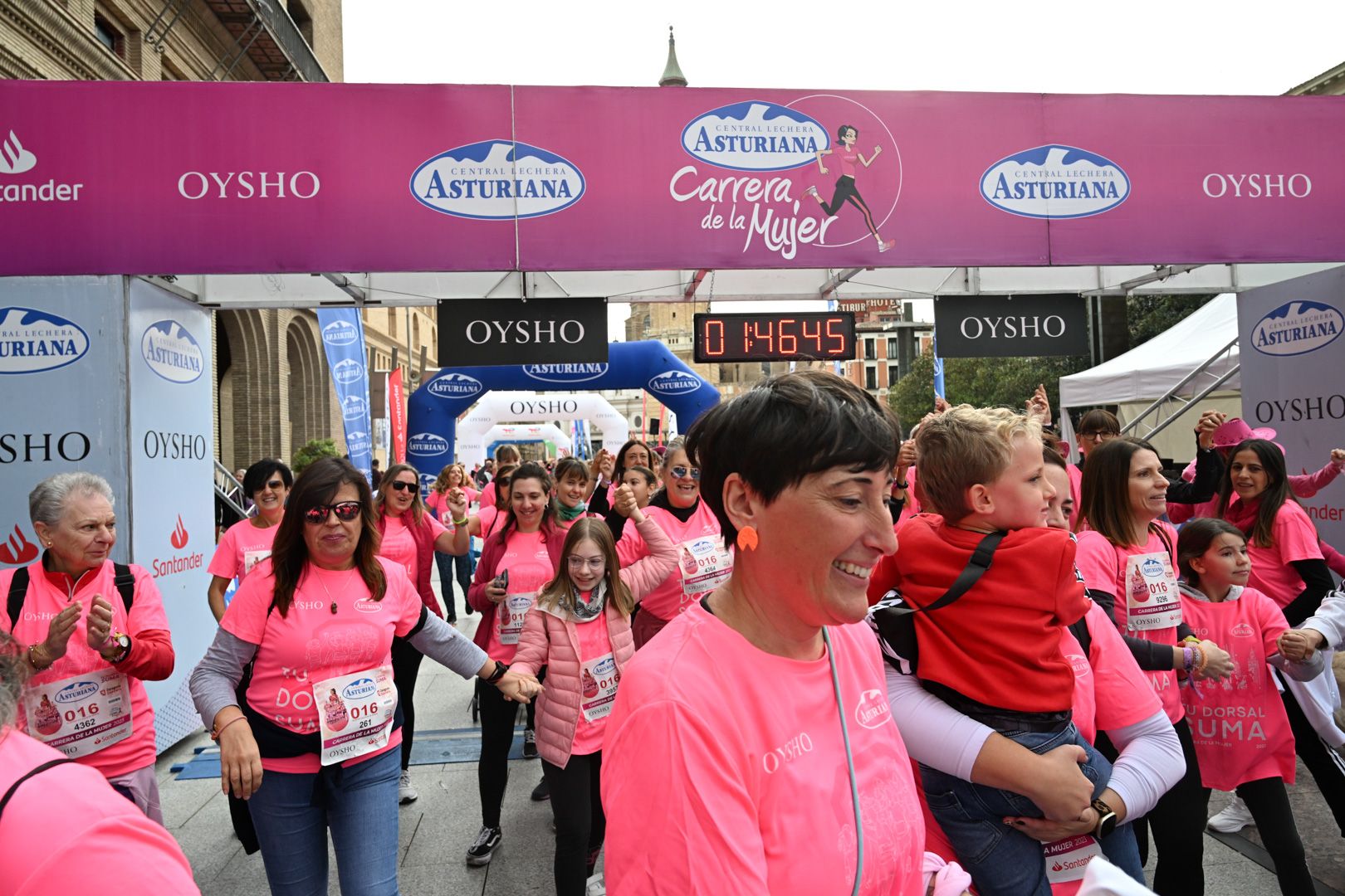 Todas las fotos de la Carrera de la Mujer de Zaragoza 2023. 9881
