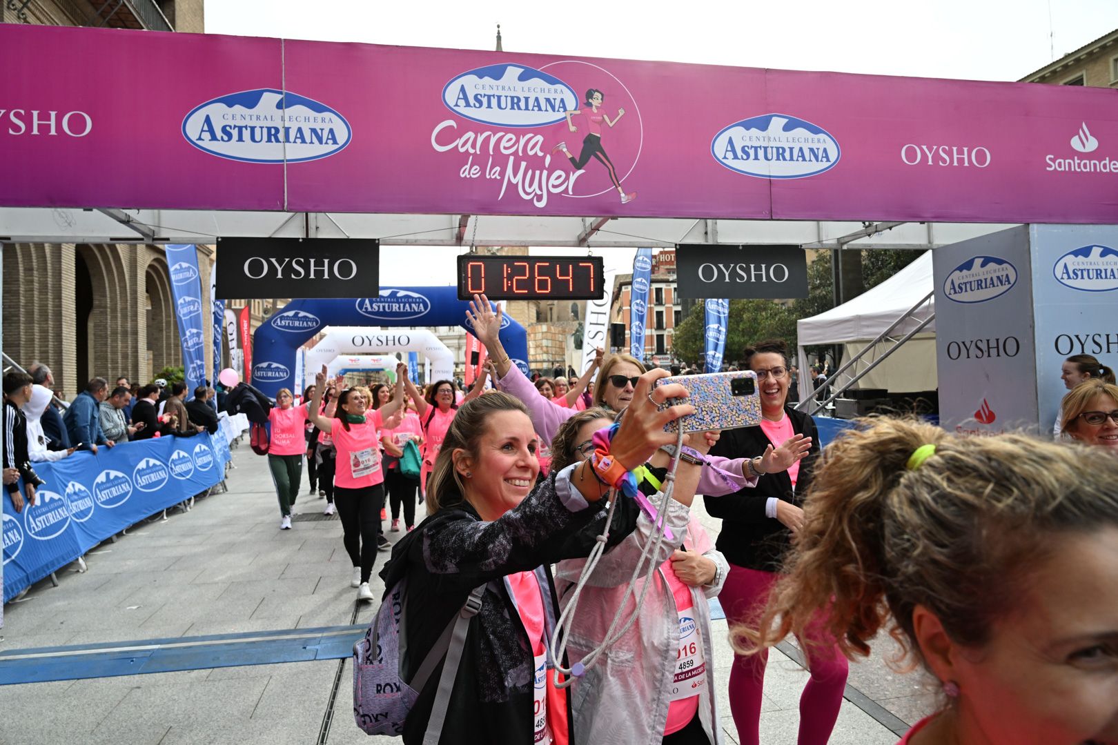 Todas las fotos de la Carrera de la Mujer de Zaragoza 2023. 8427