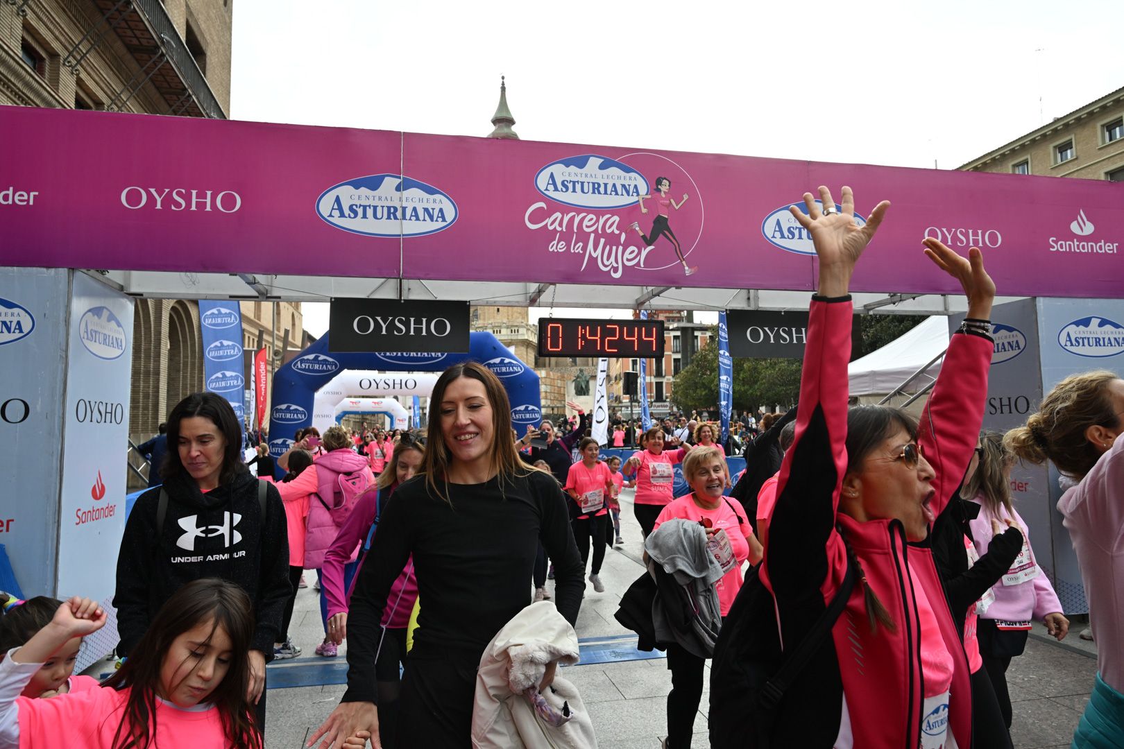 Todas las fotos de la Carrera de la Mujer de Zaragoza 2023. 9646