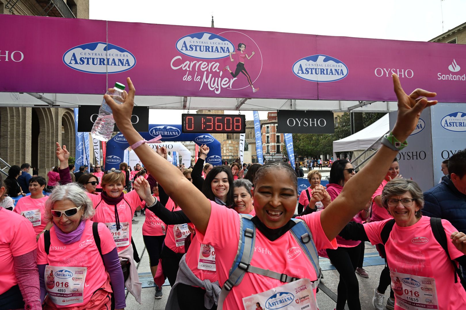 Todas las fotos de la Carrera de la Mujer de Zaragoza 2023. 9159