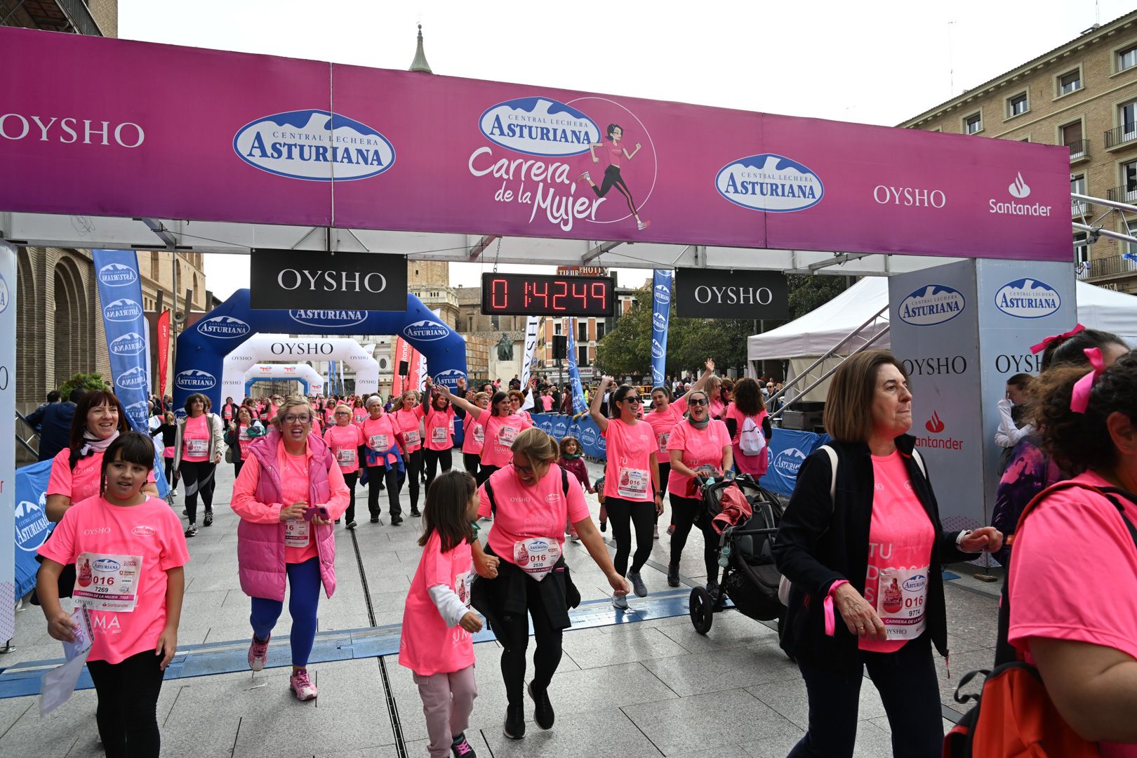 Todas las fotos de la Carrera de la Mujer de Zaragoza 2023. 9651