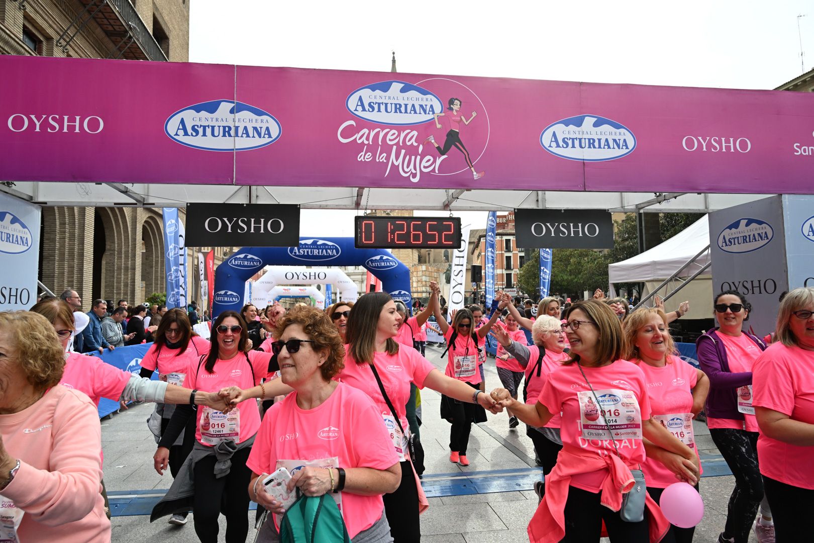 Todas las fotos de la Carrera de la Mujer de Zaragoza 2023. 8434