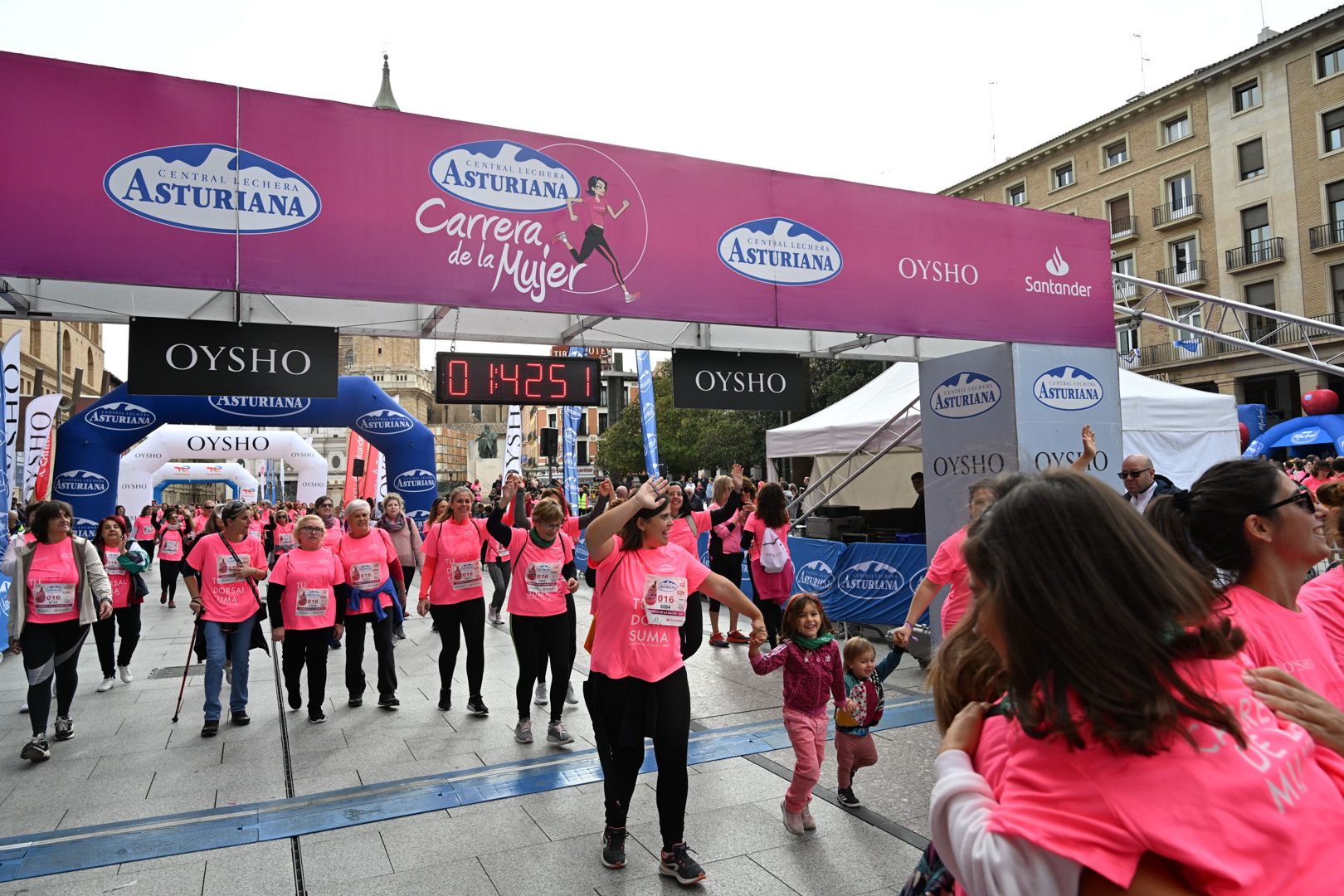 Todas las fotos de la Carrera de la Mujer de Zaragoza 2023. 9654